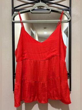 NWT eesome Red Tiered Spaghetti-Strap Camisole Size M